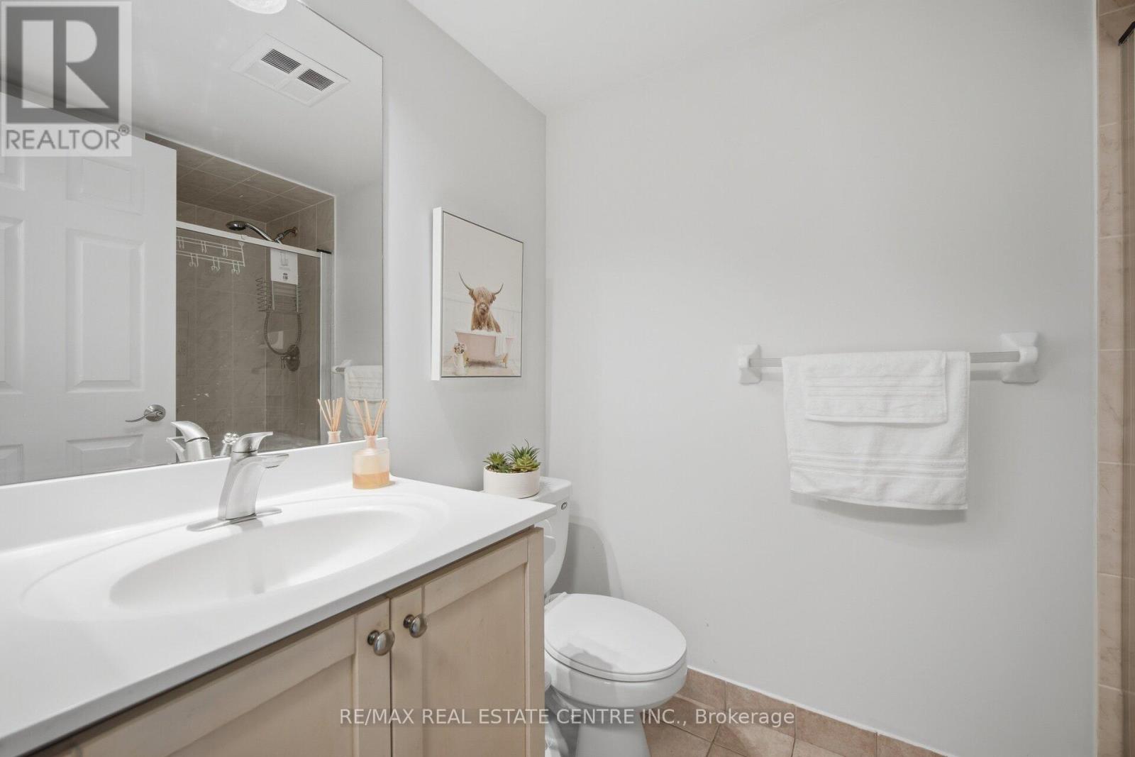 2104 - 61 Town Centre Court, Toronto, Ontario  M1P 5C5 - Photo 17 - E13054080