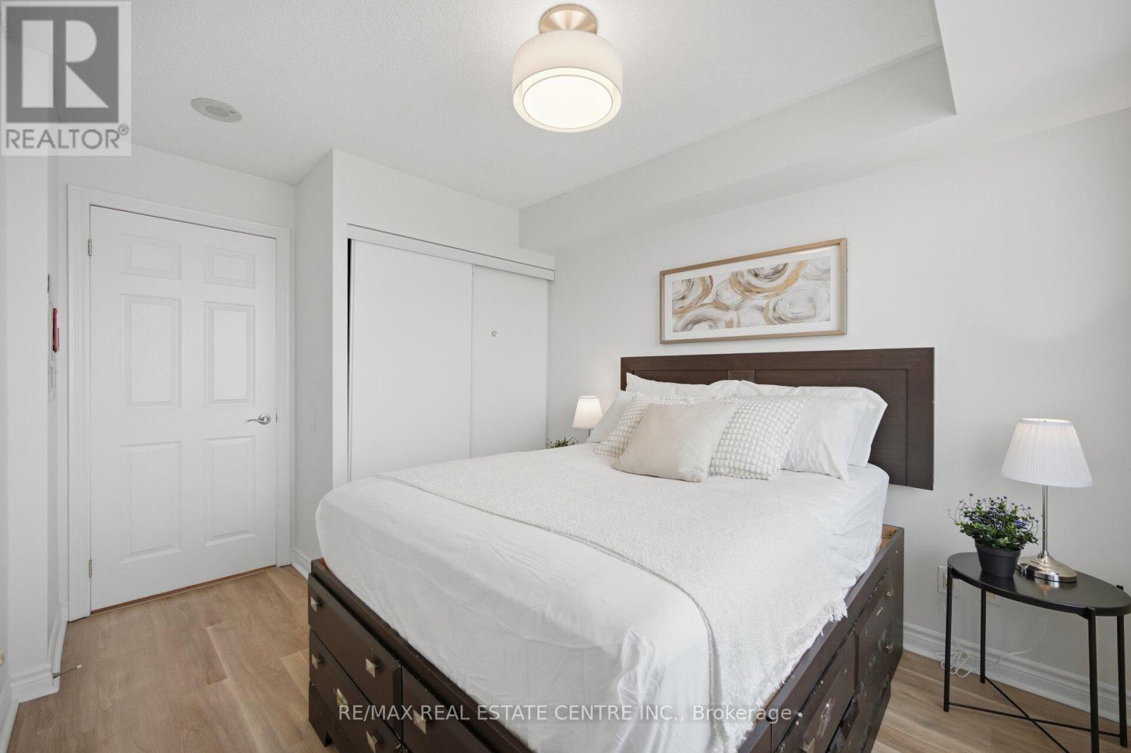 2104 - 61 Town Centre Court, Toronto, Ontario  M1P 5C5 - Photo 20 - E13054080