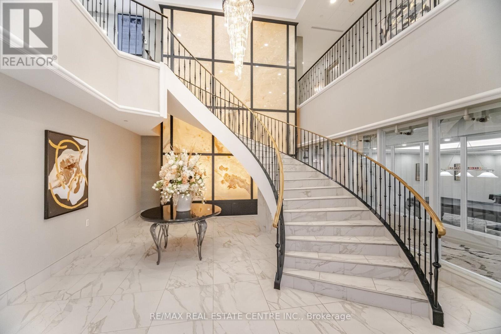 2104 - 61 Town Centre Court, Toronto, Ontario  M1P 5C5 - Photo 3 - E13054080