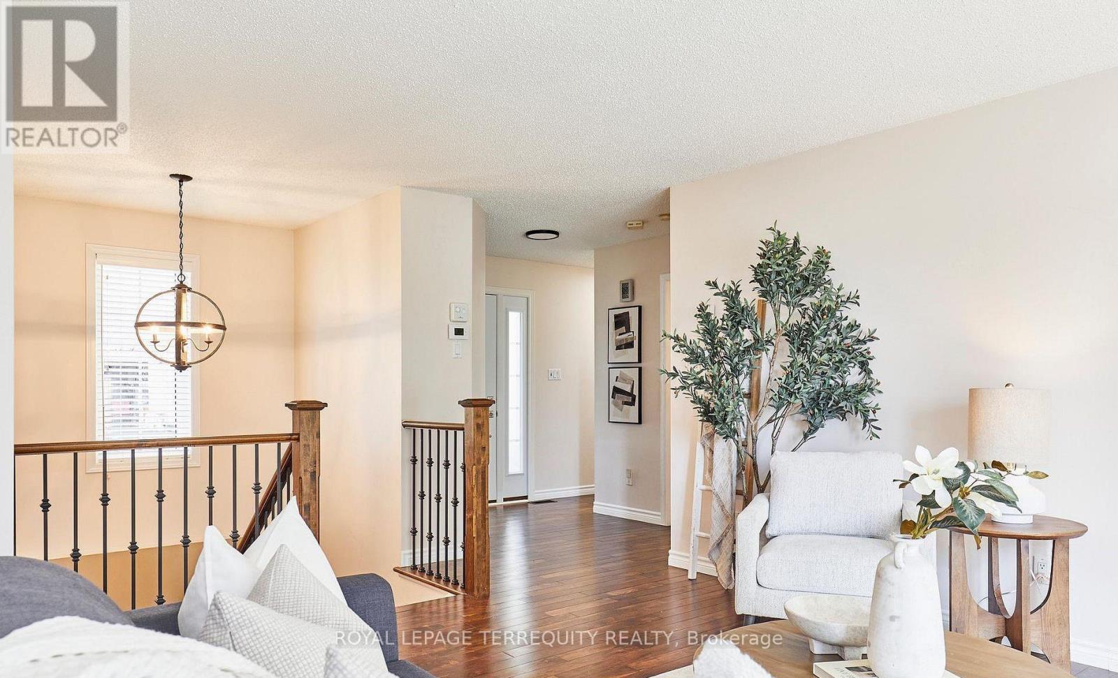 91a Wilmot Trail, Clarington, Ontario  L1B 1B8 - Photo 12 - E13054108