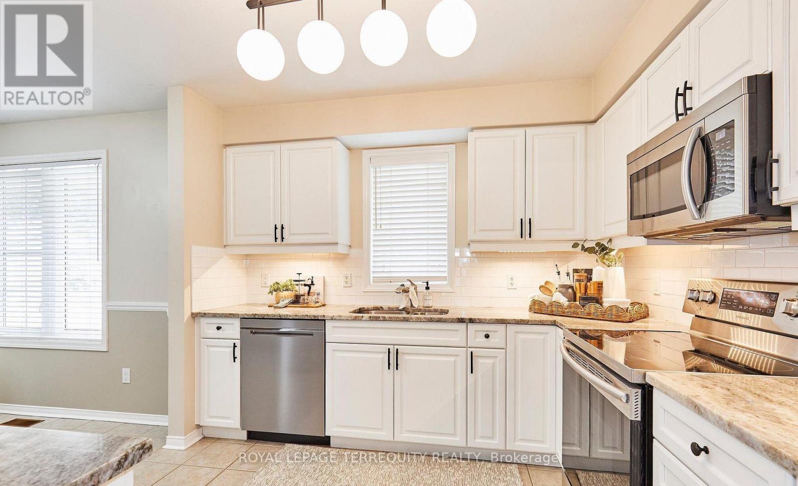 91a Wilmot Trail, Clarington, Ontario  L1B 1B8 - Photo 17 - E13054108