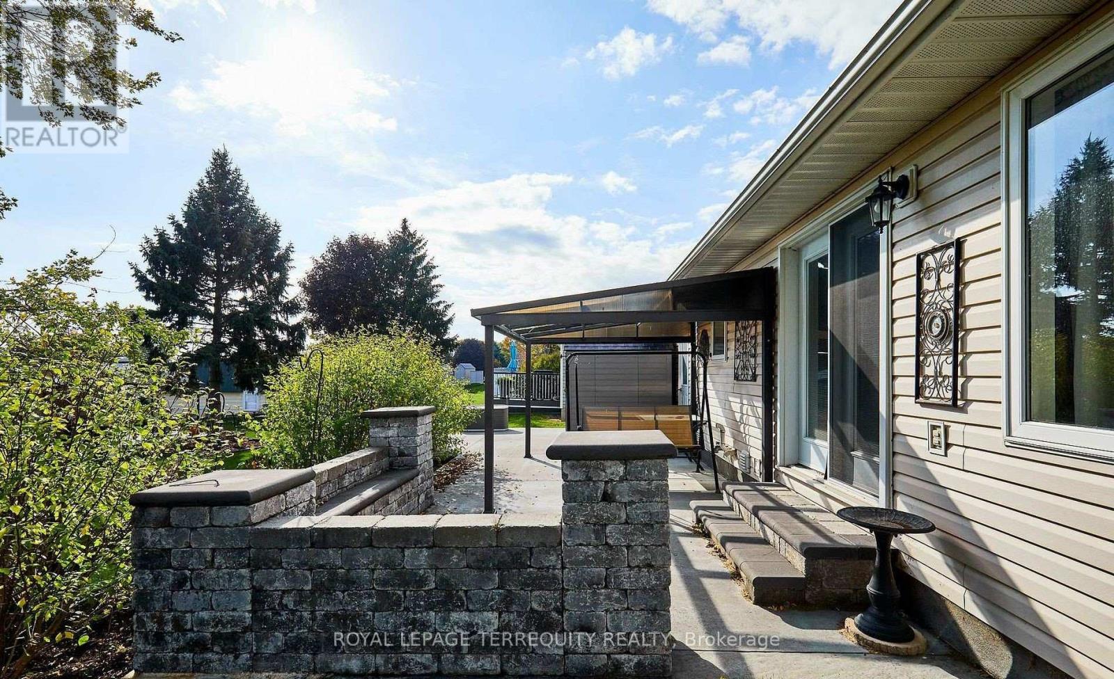 91a Wilmot Trail, Clarington, Ontario  L1B 1B8 - Photo 5 - E13054108