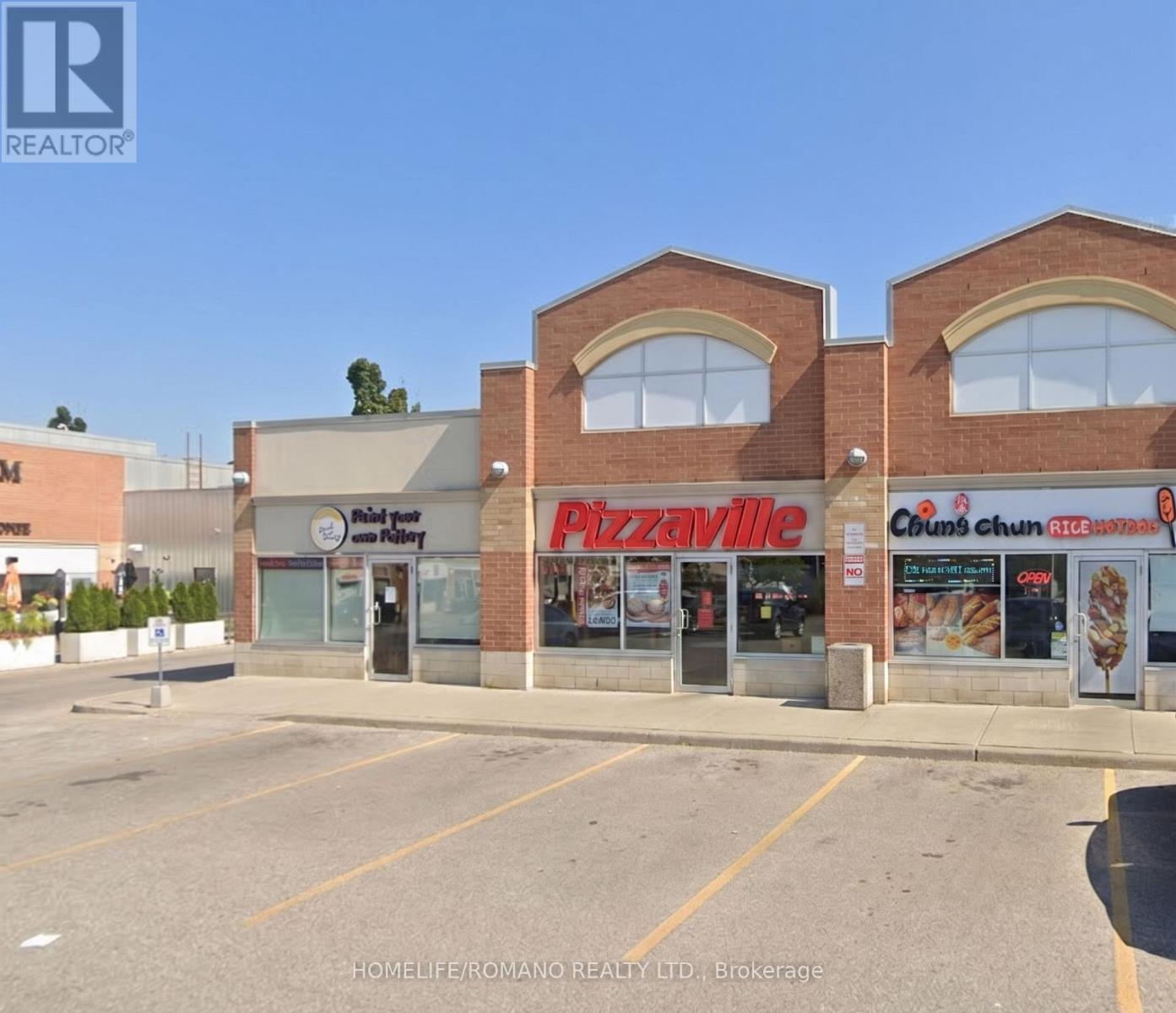 102 - 30 Broadleaf Avenue, Whitby, Ontario  L1R 3N8 - Photo 1 - E13054130