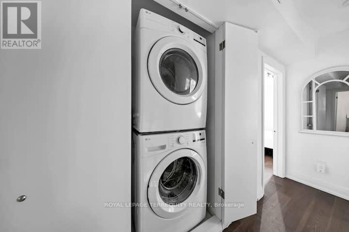 Main - 49 Manderley Drive, Toronto, Ontario  M1N 3E8 - Photo 2 - E13054234