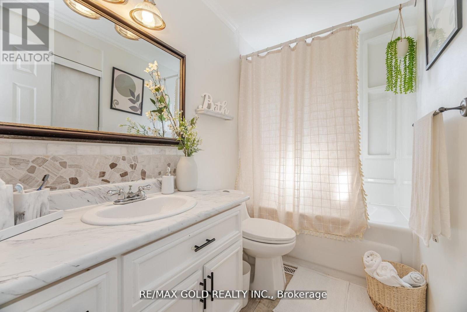 232 Durham Street, Oshawa, Ontario  L1J 5R3 - Photo 28 - E13054272