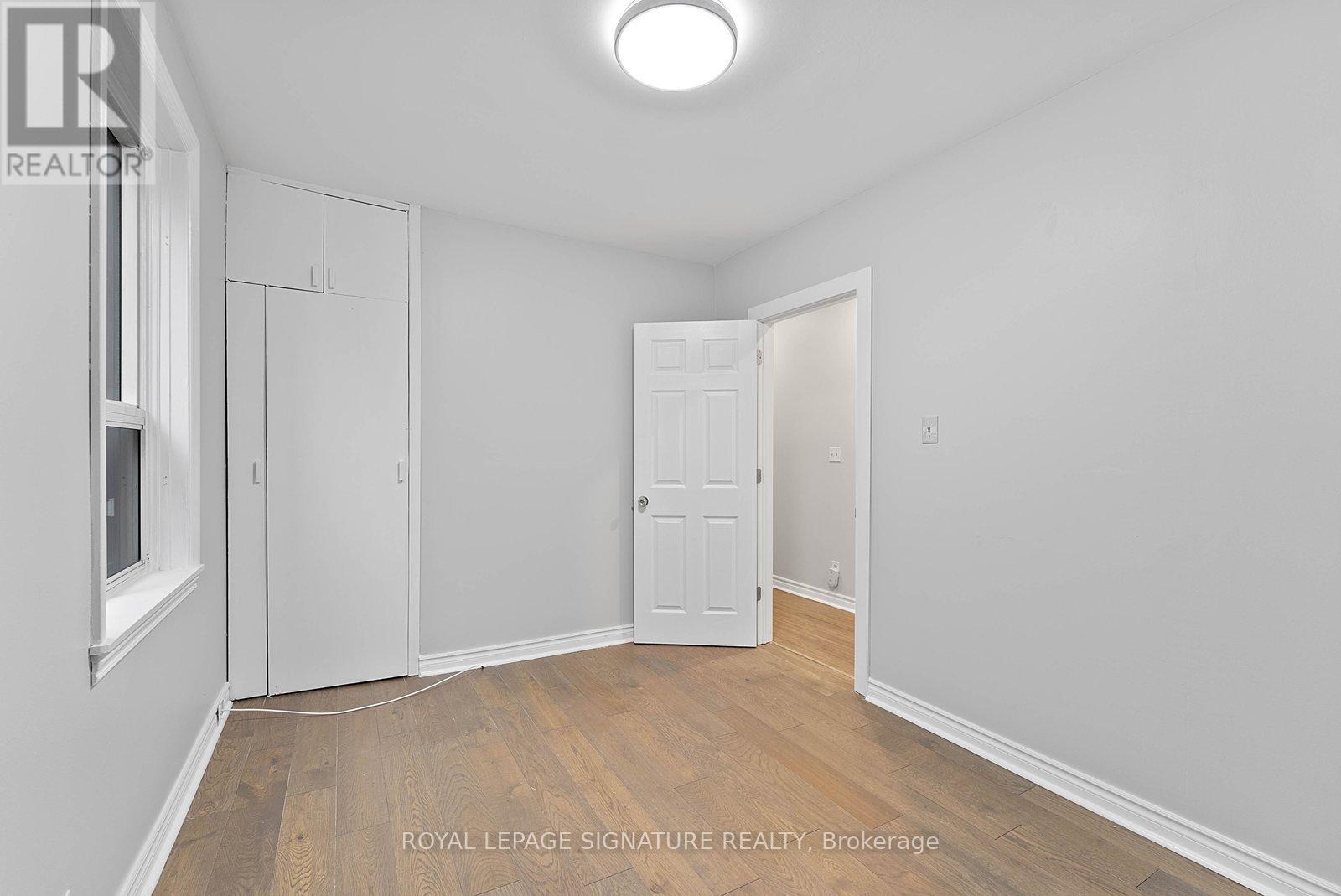 2 - 233 Greenwood Avenue, Toronto, Ontario  M4L 2R4 - Photo 8 - E13054274