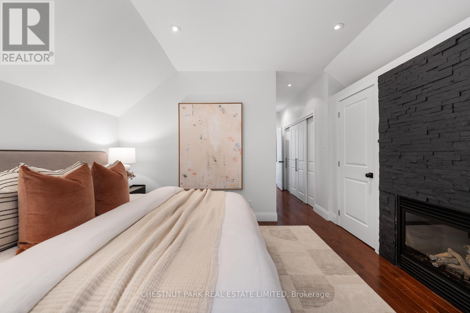 146 Boulton Avenue, Toronto, Ontario  M4M 2J7 - Photo 20 - E13054298