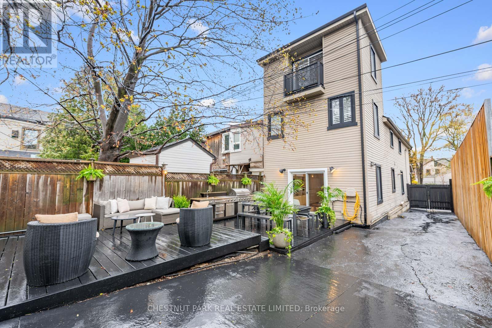 146 Boulton Avenue, Toronto, Ontario  M4M 2J7 - Photo 44 - E13054298