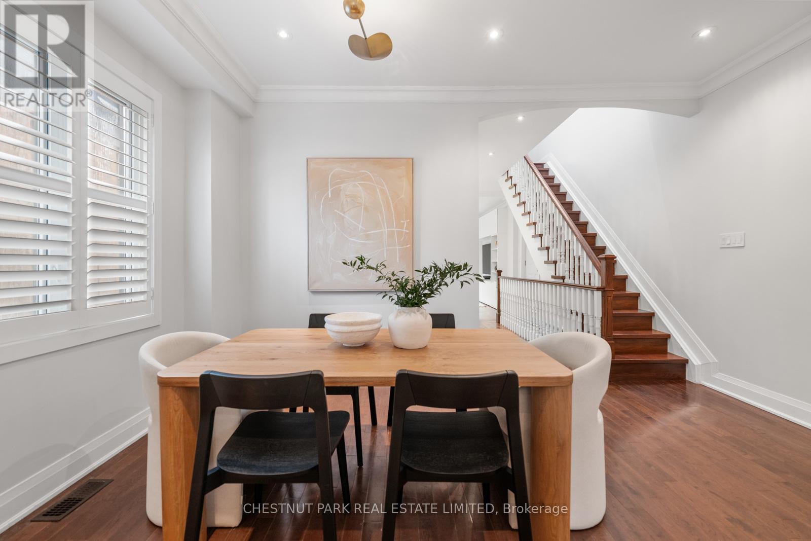 146 Boulton Avenue, Toronto, Ontario  M4M 2J7 - Photo 5 - E13054298