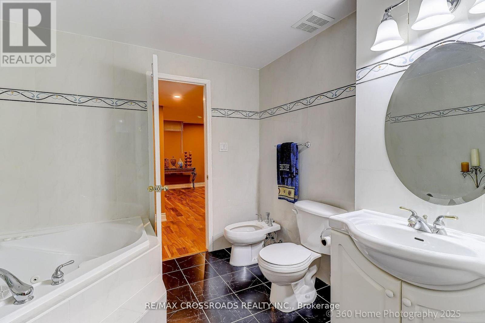 2 Mumberson Court, Markham, Ontario  L6C 1Y4 - Photo 22 - N13054082