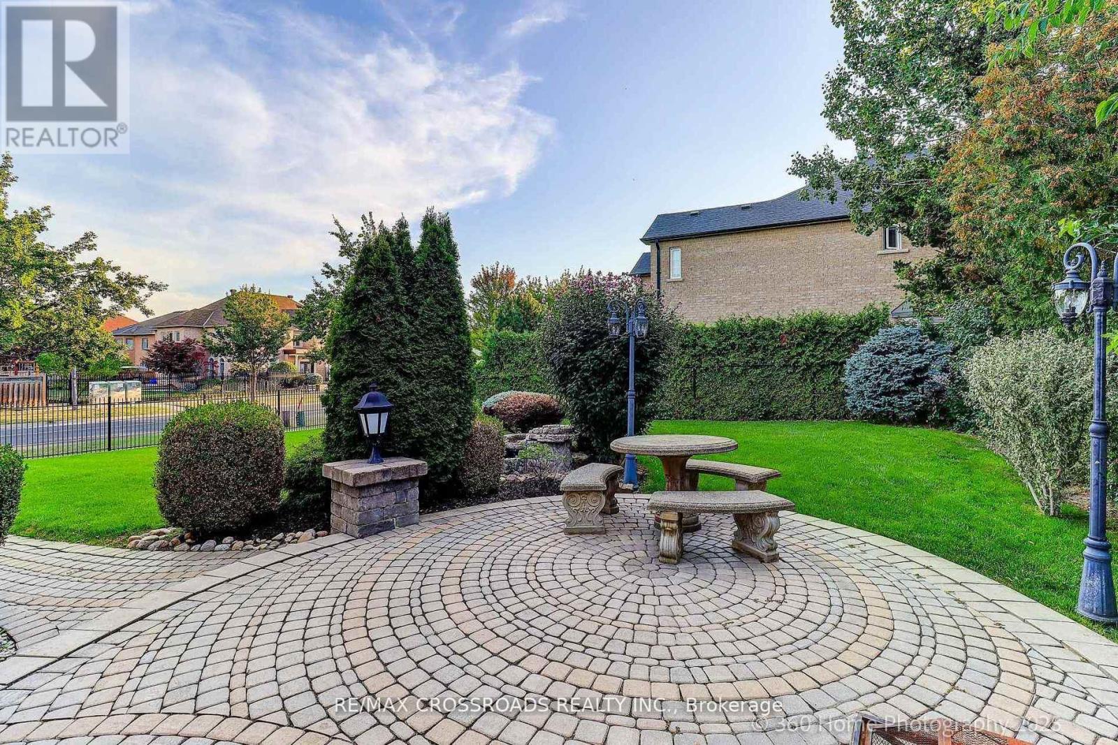 2 Mumberson Court, Markham, Ontario  L6C 1Y4 - Photo 39 - N13054082