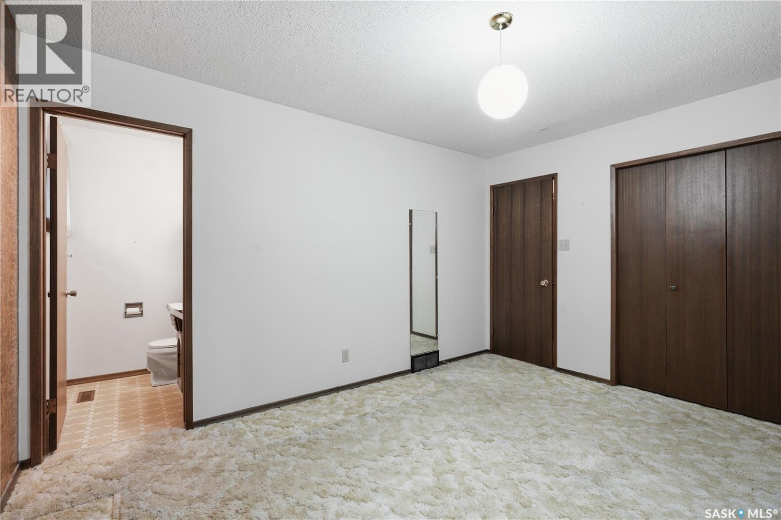 203 Huron Court, Saskatoon, Saskatchewan  S7K 4E9 - Photo 20 - SK034132