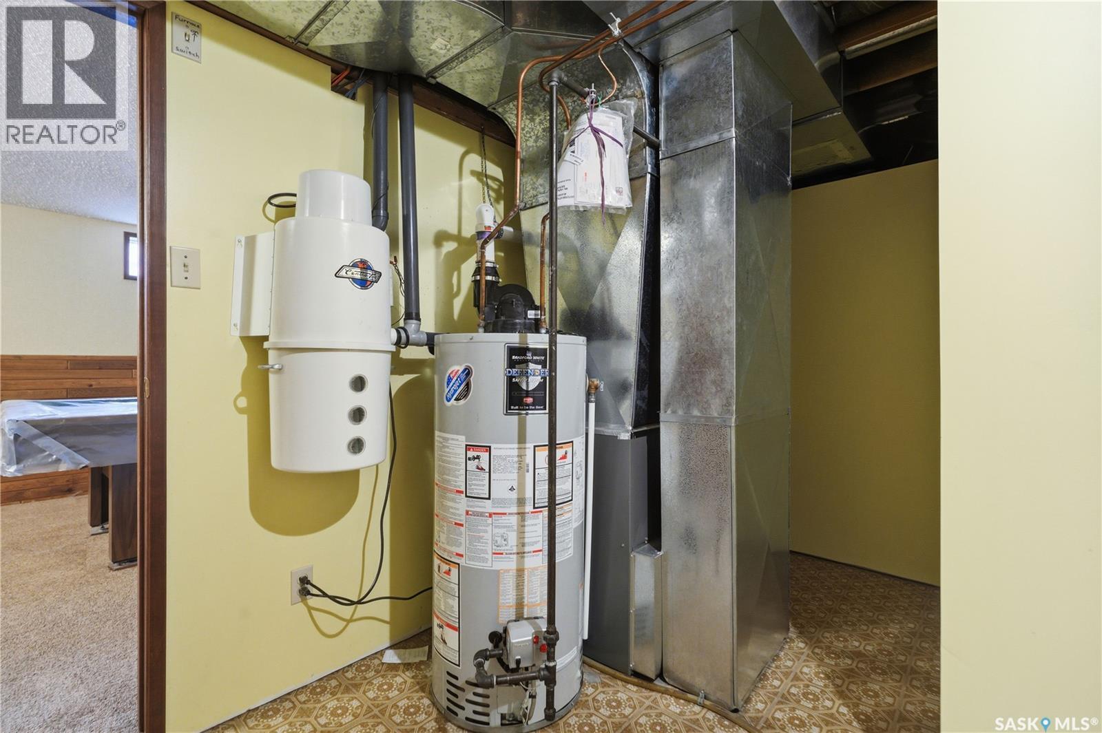 203 Huron Court, Saskatoon, Saskatchewan  S7K 4E9 - Photo 37 - SK034132