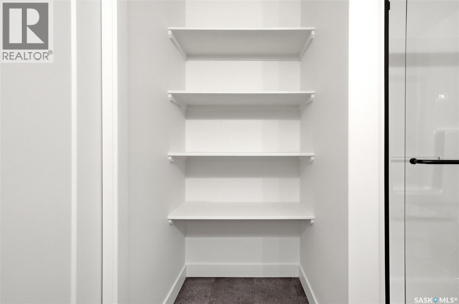 3917 Qu'appelle Drive, Regina, Saskatchewan  S4S 0E1 - Photo 26 - SK034044