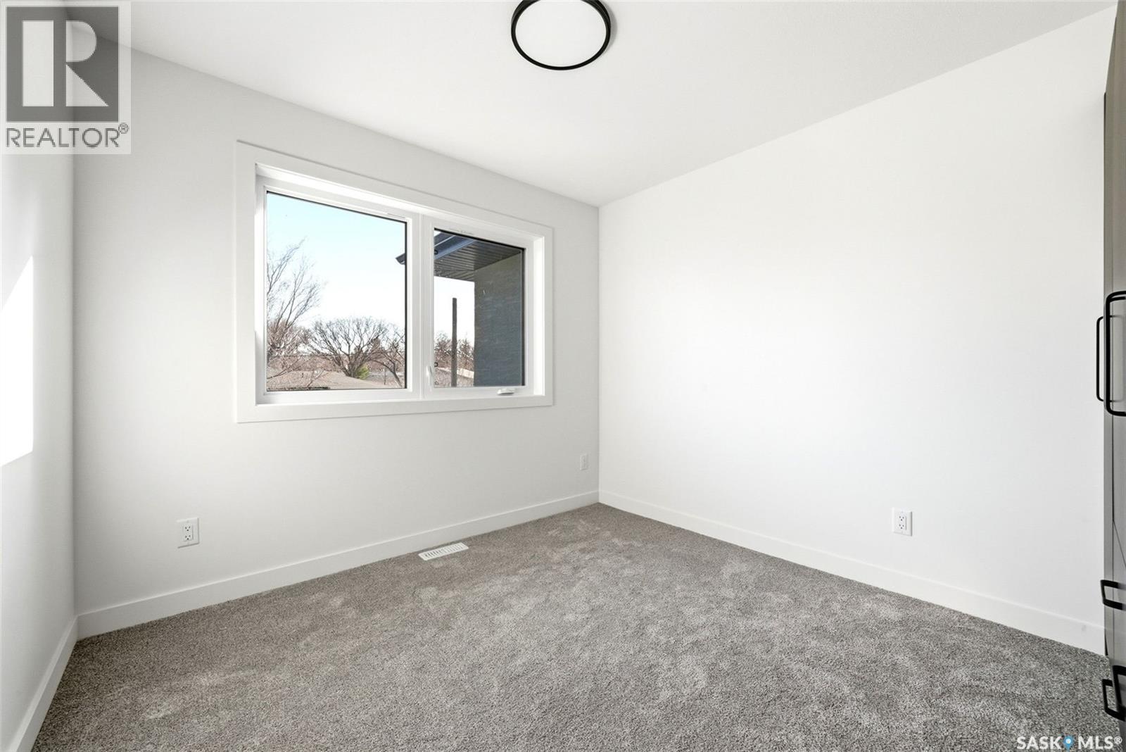 3917 Qu'appelle Drive, Regina, Saskatchewan  S4S 0E1 - Photo 31 - SK034044