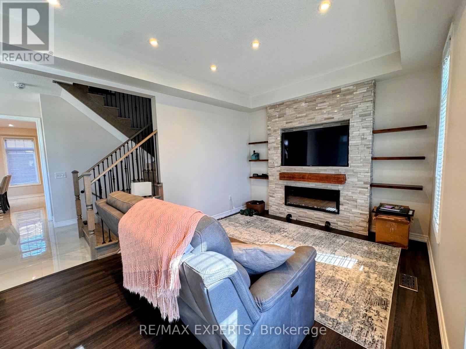 41 Beechborough Crescent, East Gwillimbury, Ontario  L9N 0P1 - Photo 8 - N13052000