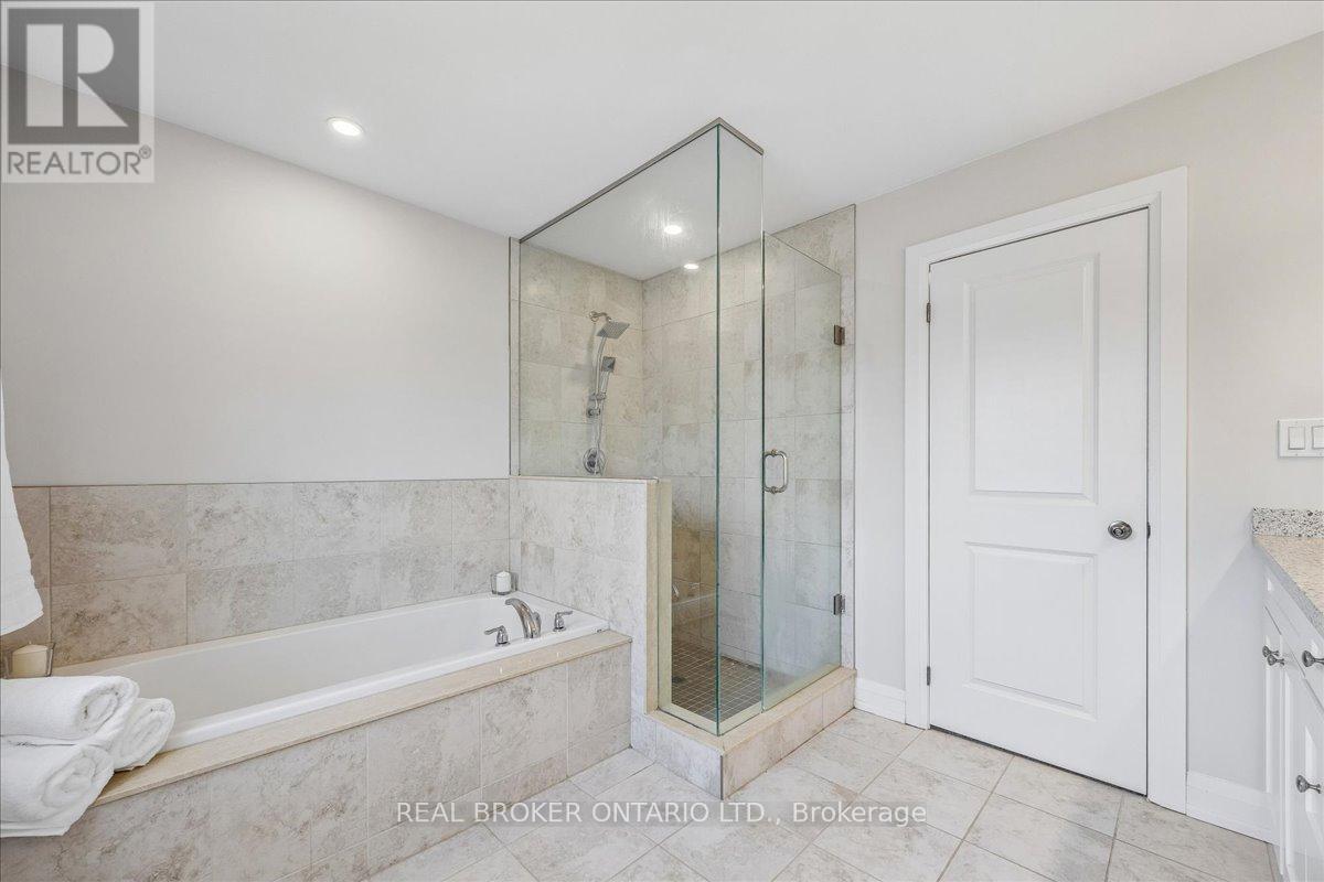 215 Centre Street, Clearview, Ontario  L0M 1S0 - Photo 16 - S13054304