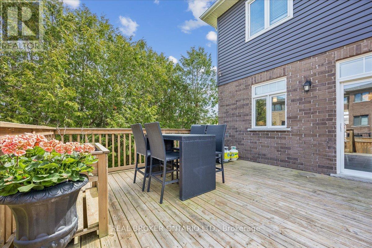 215 Centre Street, Clearview, Ontario  L0M 1S0 - Photo 23 - S13054304