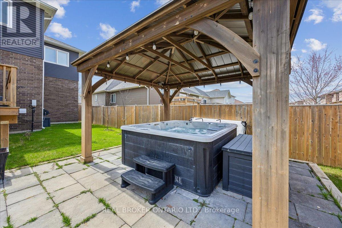 215 Centre Street, Clearview, Ontario  L0M 1S0 - Photo 24 - S13054304