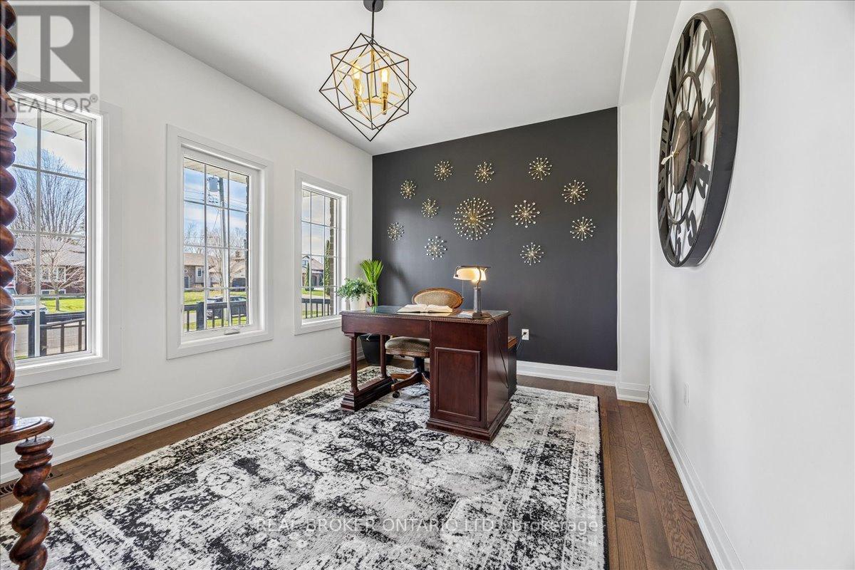 215 Centre Street, Clearview, Ontario  L0M 1S0 - Photo 6 - S13054304