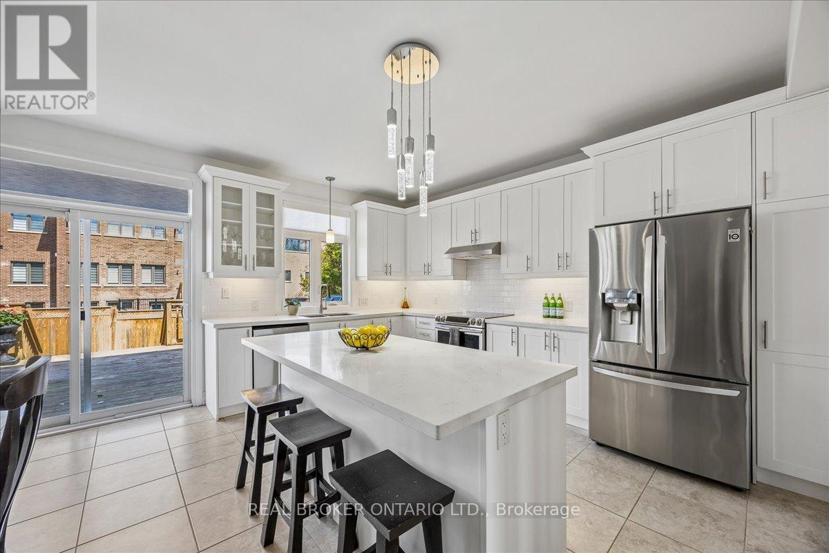 215 Centre Street, Clearview, Ontario  L0M 1S0 - Photo 7 - S13054304