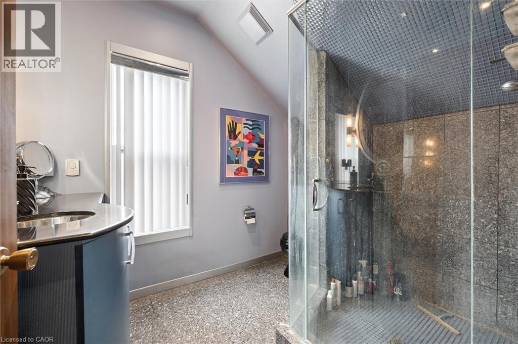 64 Francis Street N, Kitchener, Ontario  N2H 5B5 - Photo 26 - 40823030