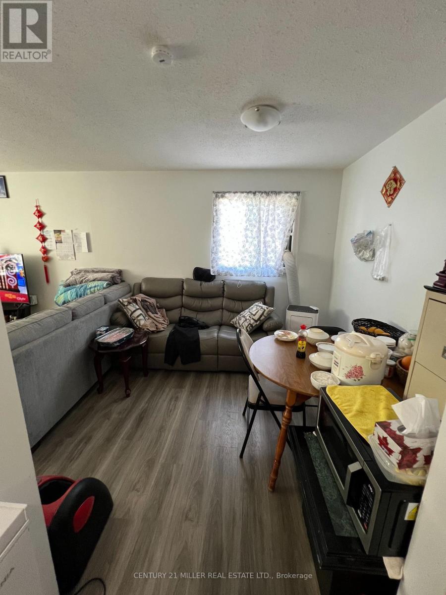 D - 24 Eddy Avenue, Brantford, Ontario  N3R 2M6 - Photo 5 - X13048464