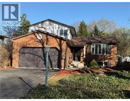 567 RUSTIC Drive, Waterloo, Ontario