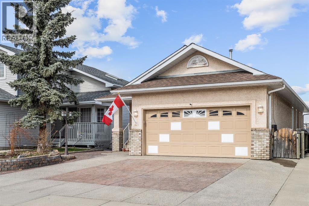 180 Hidden Vale Close Nw, Calgary, Alberta  T3A 5C7 - Photo 3 - A2285850