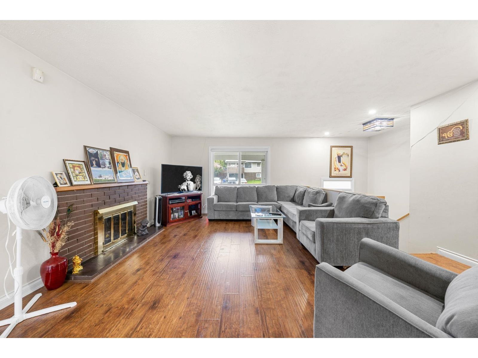 8689 110a Street, Delta, British Columbia  V4C 4K8 - Photo 2 - R3098217