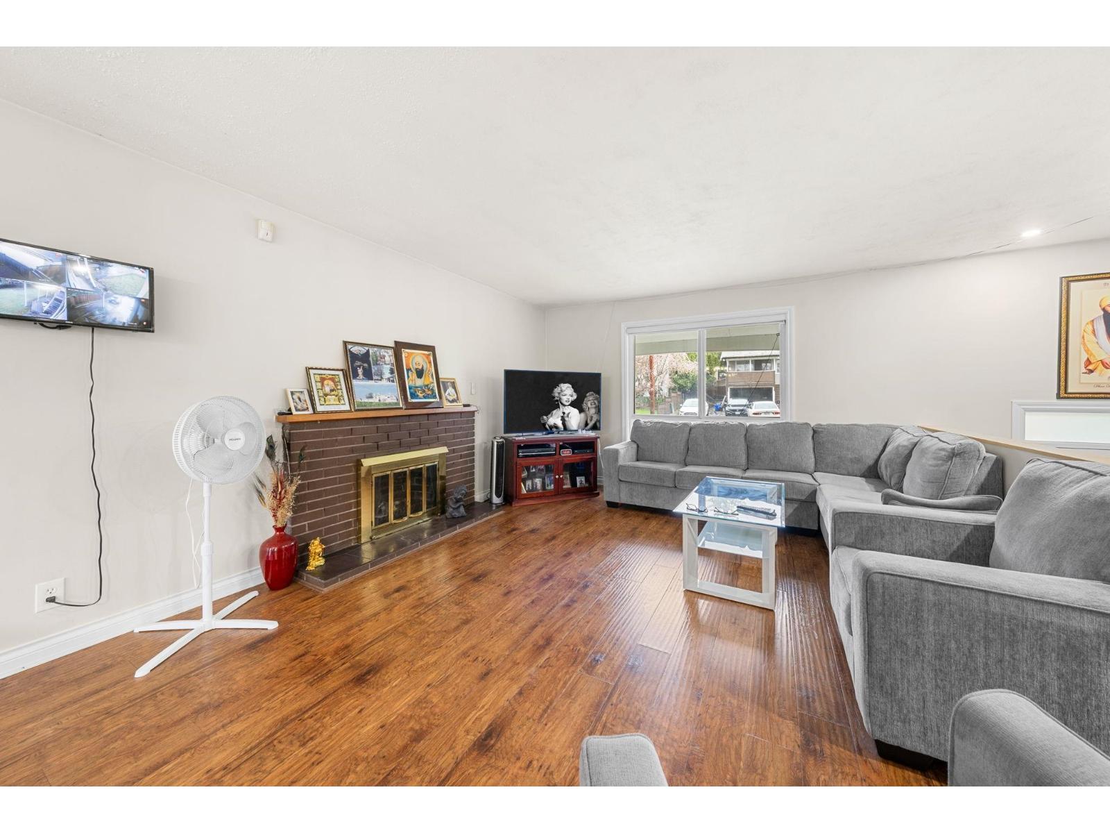 8689 110a Street, Delta, British Columbia  V4C 4K8 - Photo 3 - R3098217