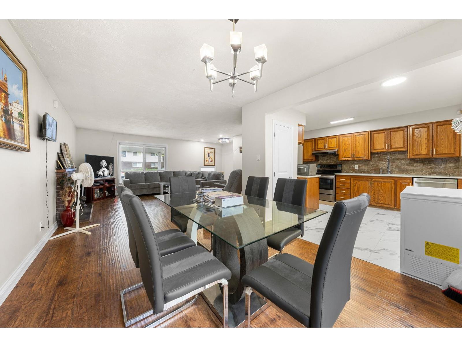 8689 110a Street, Delta, British Columbia  V4C 4K8 - Photo 11 - R3098217