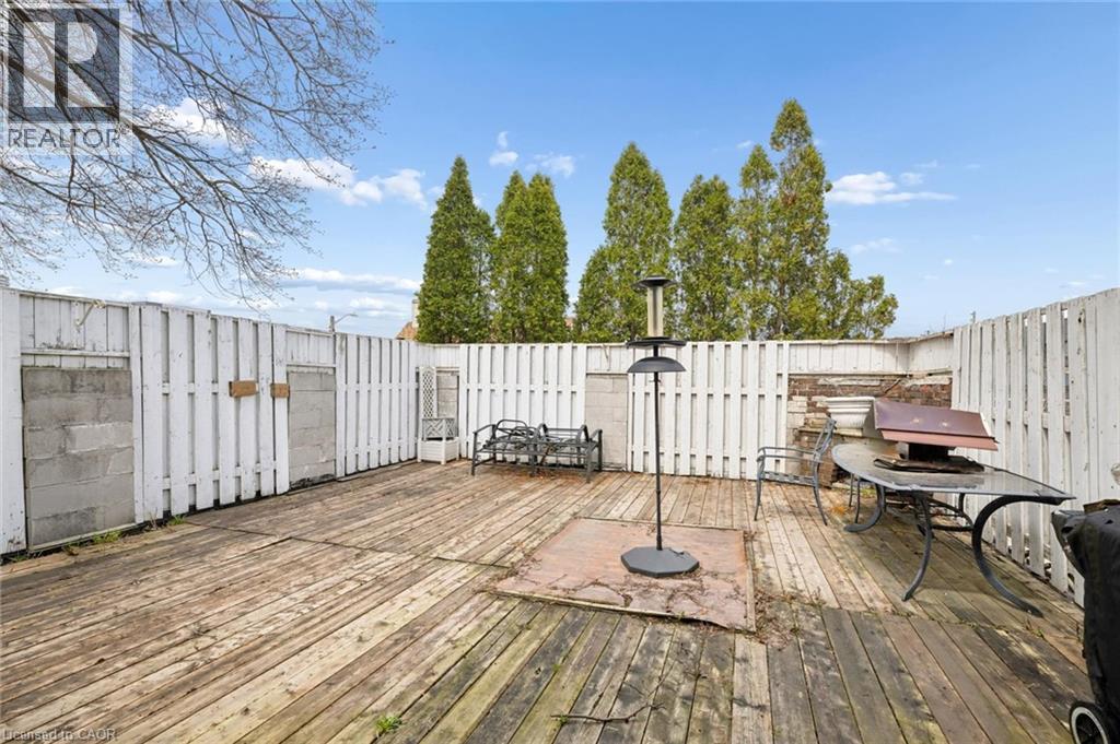 64 Francis Street N, Kitchener, Ontario  N2H 5B5 - Photo 33 - 40823027