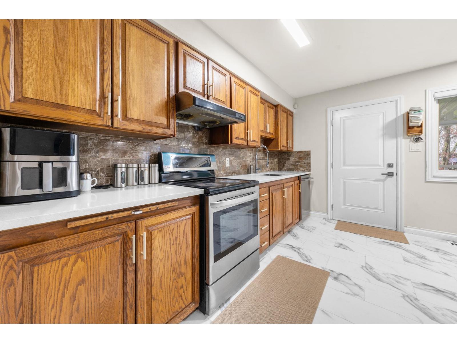 8689 110a Street, Delta, British Columbia  V4C 4K8 - Photo 12 - R3098217