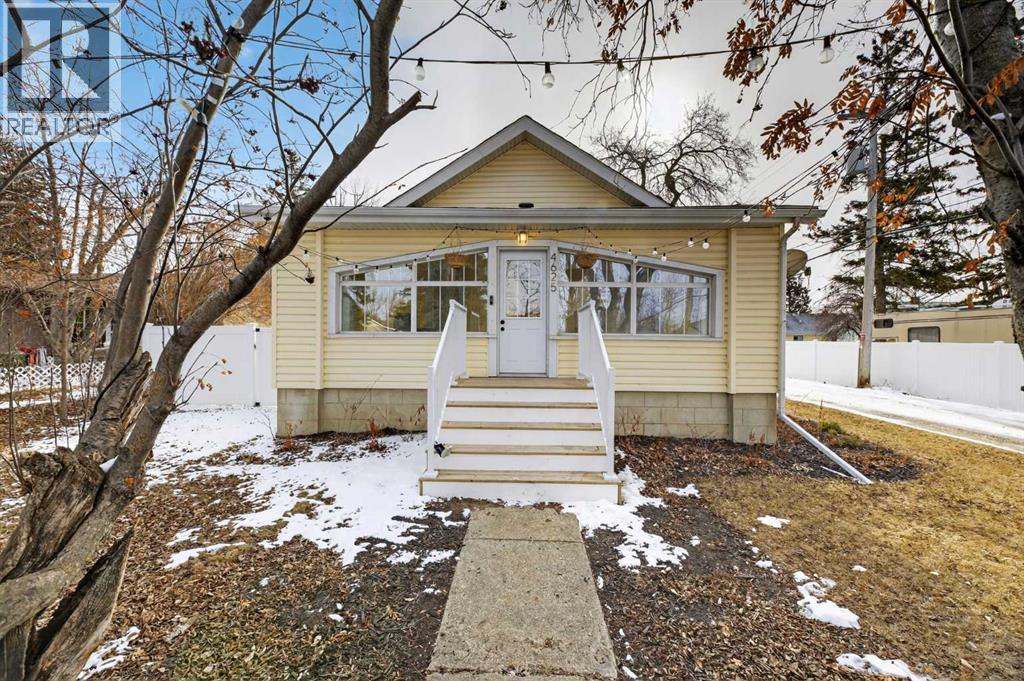 4625 47 Avenue, Olds, Alberta  T4H 1C7 - Photo 2 - A2296849