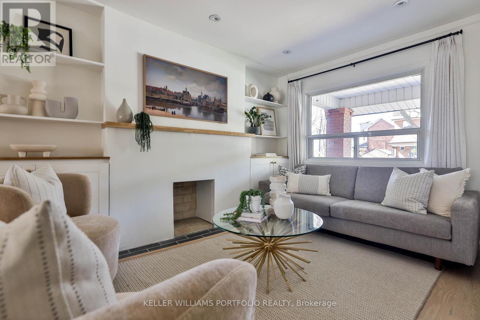 63 Hounslow Heath Road, Toronto, Ontario  M6N 1G7 - Photo 5 - W13054052