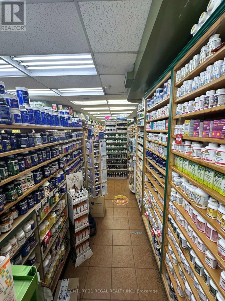 159 Roncesvalles Avenue, Toronto, Ontario  M6R 2L3 - Photo 3 - W13054100