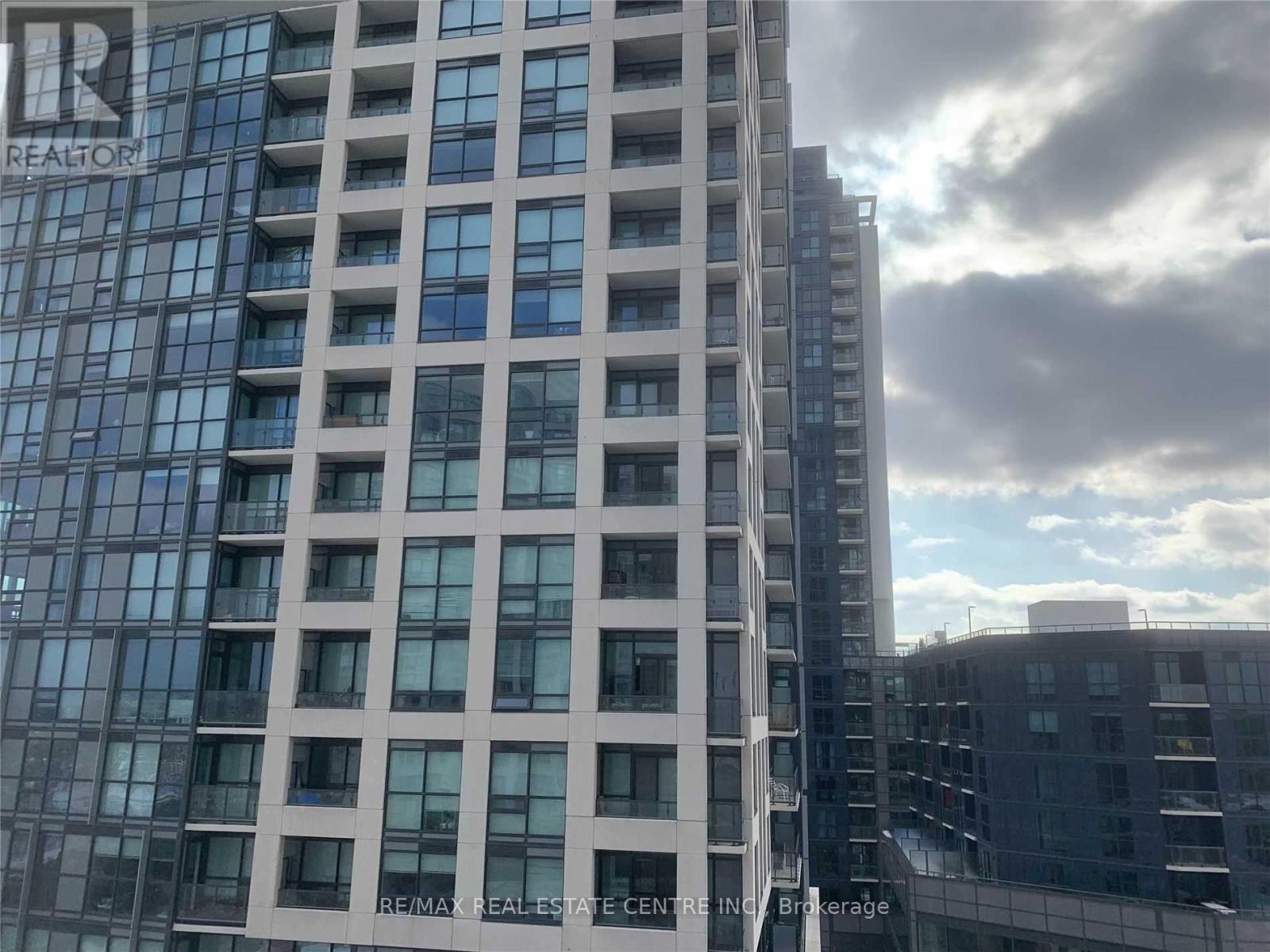 710 - 30 Samuel Wood Way, Toronto, Ontario  M9B 0C9 - Photo 2 - W13054136