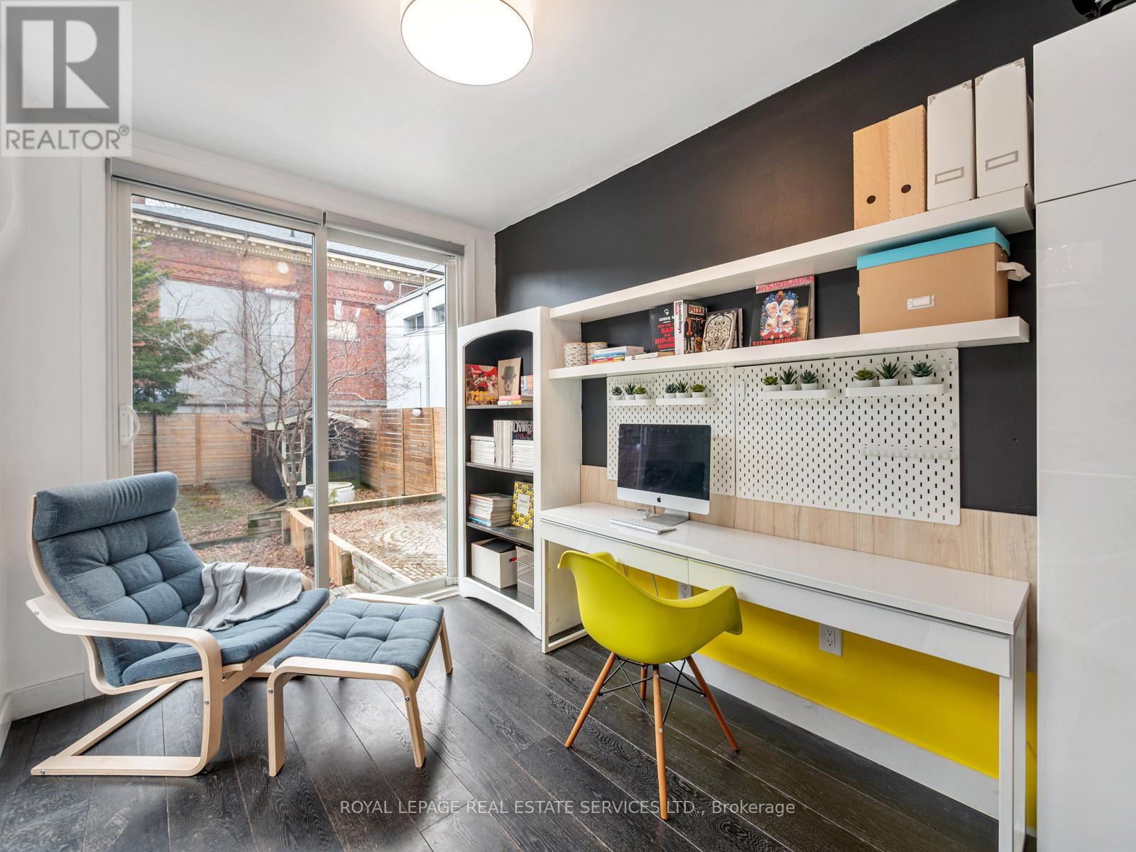 162 Medland Street, Toronto, Ontario  M6P 2N5 - Photo 14 - W13054248