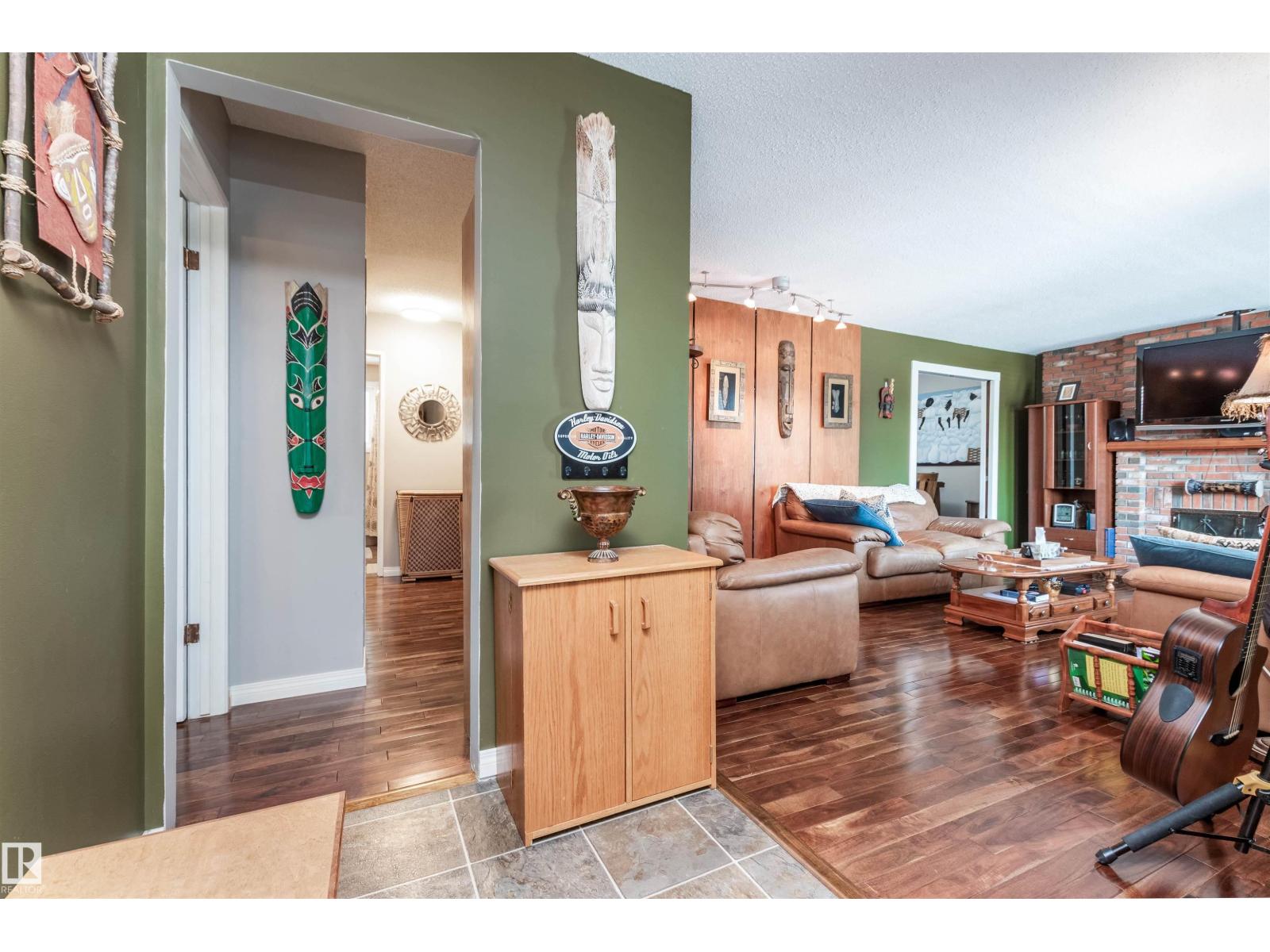 17 Glengarry Cr, Sherwood Park, Alberta  T8A 3A1 - Photo 4 - E4484498