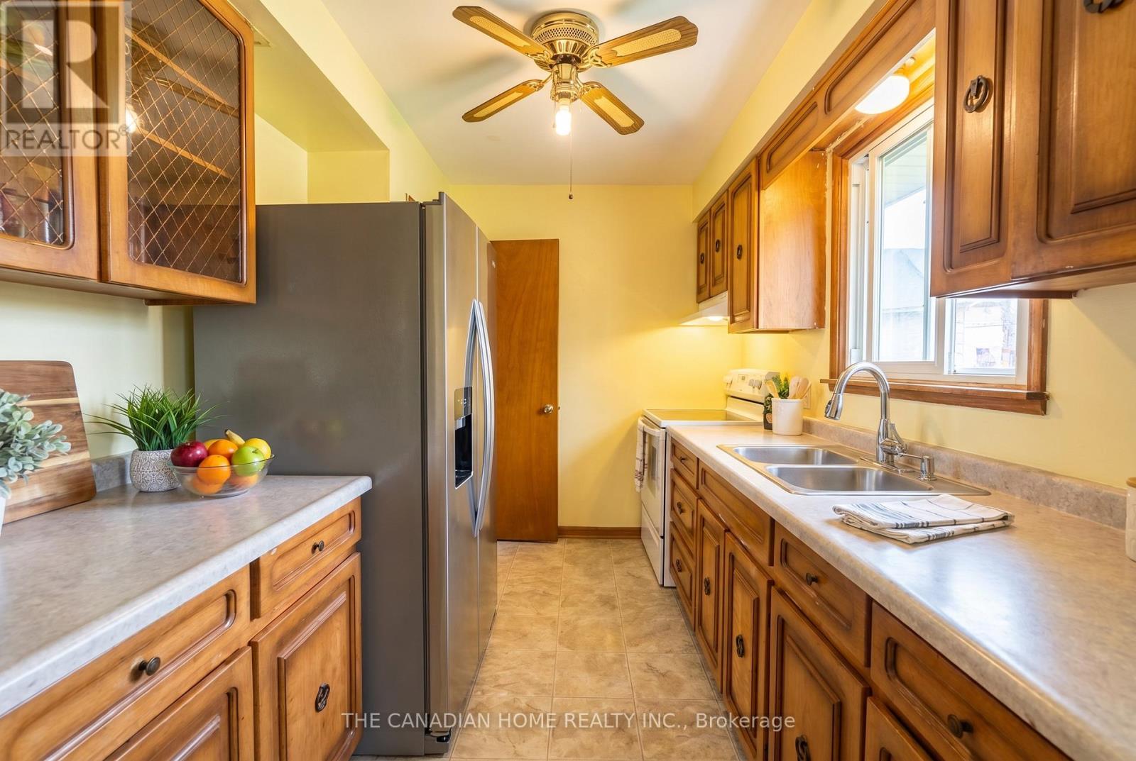 6659 Laird Road W, Puslinch, Ontario  N1H 6J3 - Photo 4 - X13054112