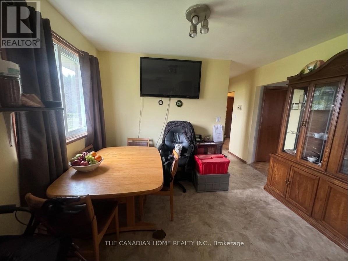 6659 Laird Road W, Puslinch, Ontario  N1H 6J3 - Photo 5 - X13054112