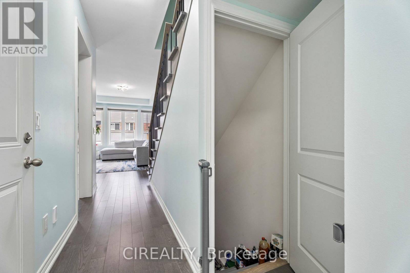 357 Raymond Road, Hamilton, Ontario  L9K 0J8 - Photo 5 - X13054198