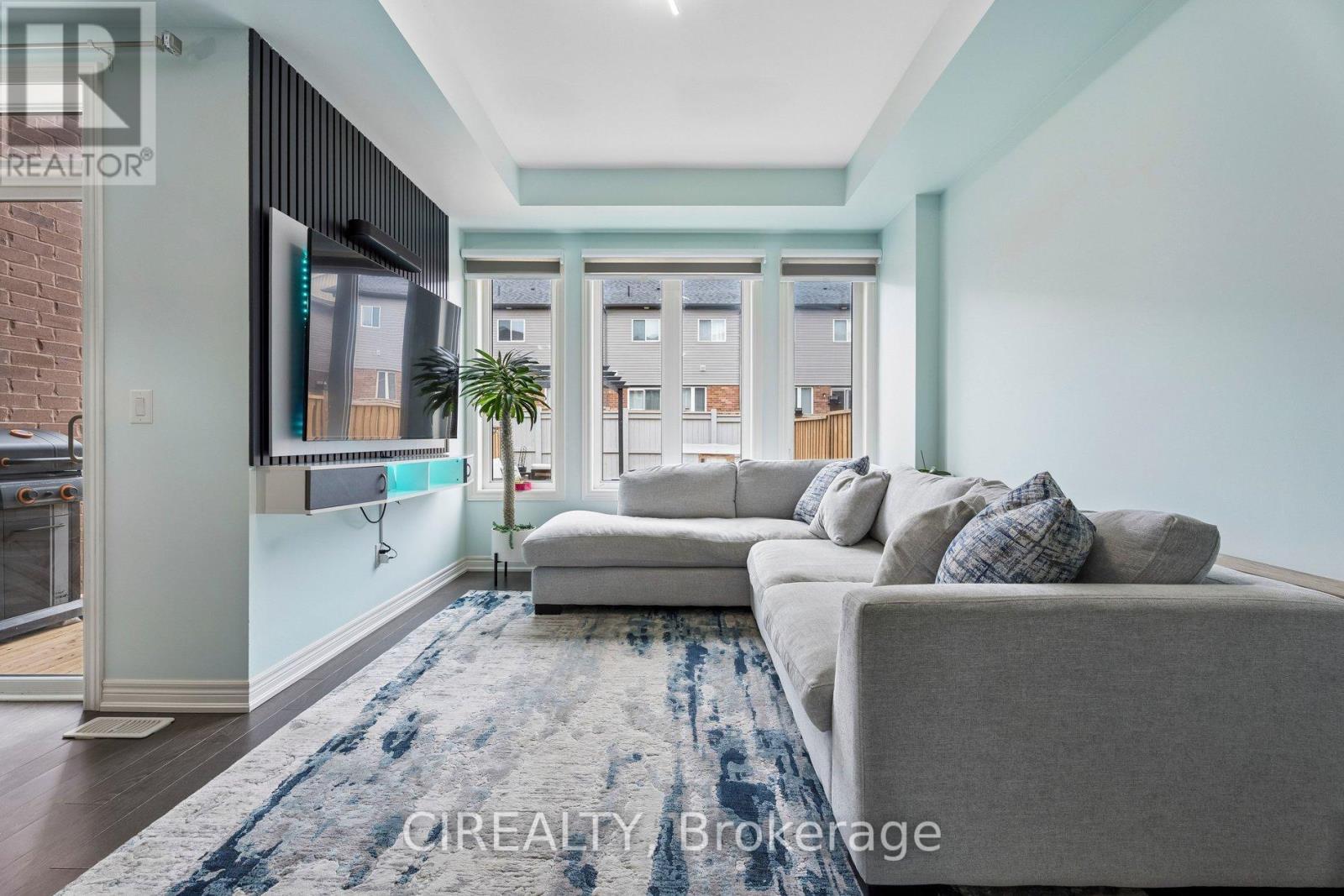 357 Raymond Road, Hamilton, Ontario  L9K 0J8 - Photo 8 - X13054198