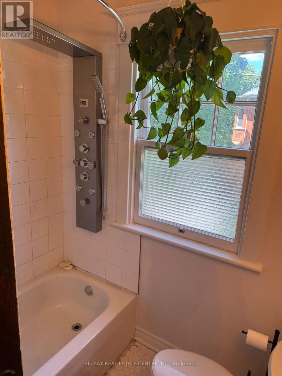 120 Herkimer Street, Hamilton, Ontario  L8P 2G7 - Photo 13 - X13054200