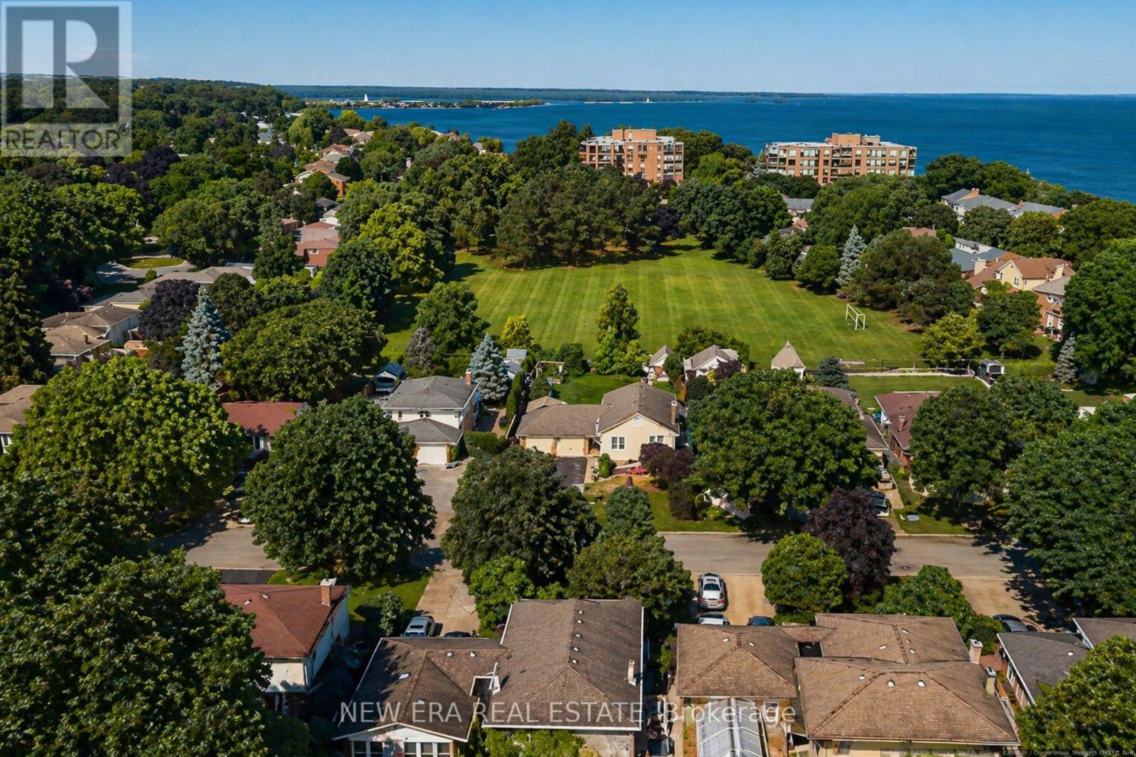 55 Spring Garden Boulevard, St. Catharines, Ontario  L2N 3R2 - Photo 2 - X13054222