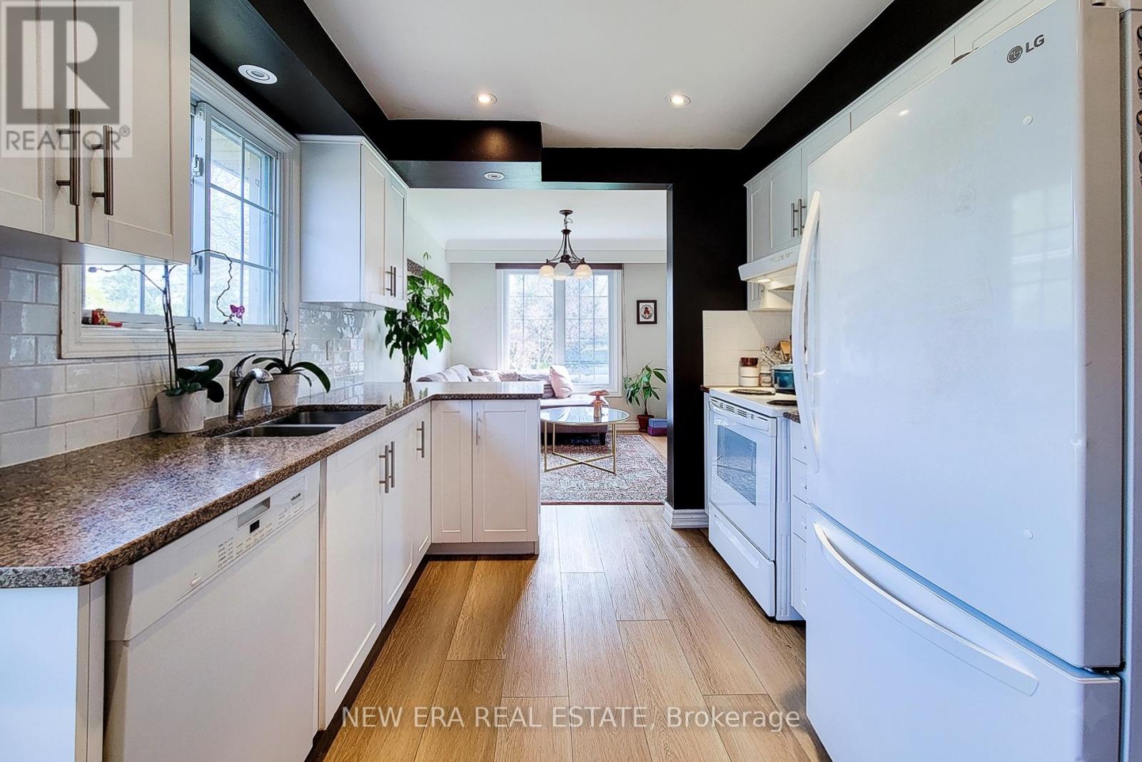 55 Spring Garden Boulevard, St. Catharines, Ontario  L2N 3R2 - Photo 20 - X13054222