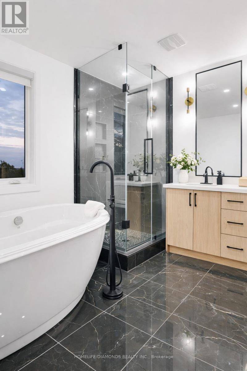 47 Ridge Point Drive, St. Catharines, Ontario  L2T 2S8 - Photo 24 - X13054260