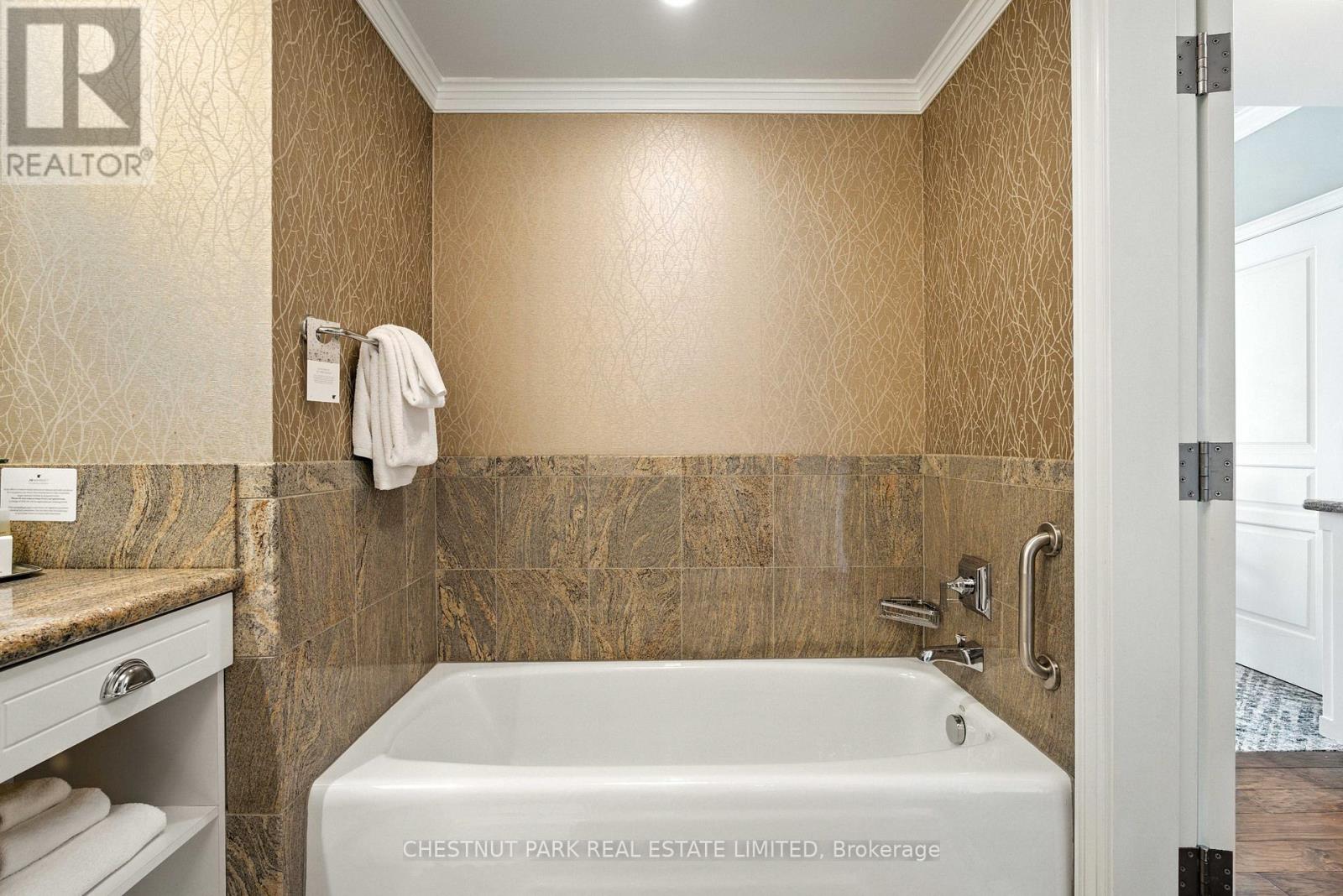 1228 - 1050 Paignton House Road, Muskoka Lakes, Ontario  P0B 1G0 - Photo 18 - X13054288