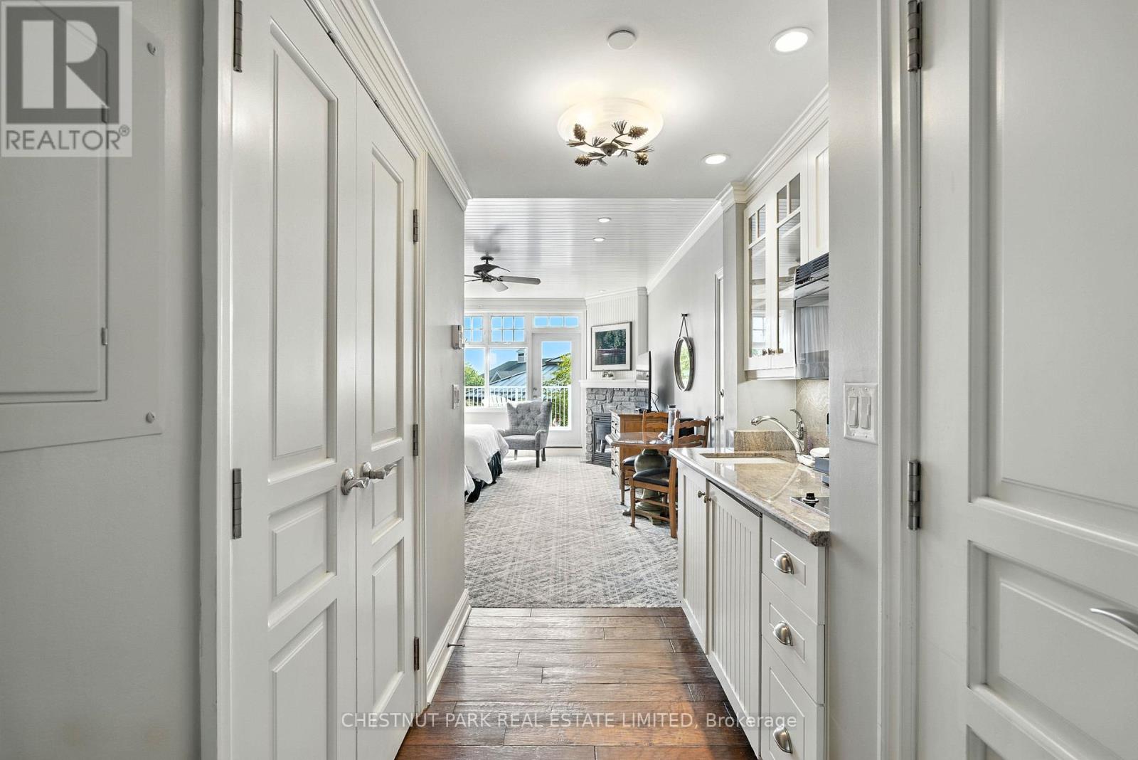 1228 - 1050 Paignton House Road, Muskoka Lakes, Ontario  P0B 1G0 - Photo 2 - X13054288